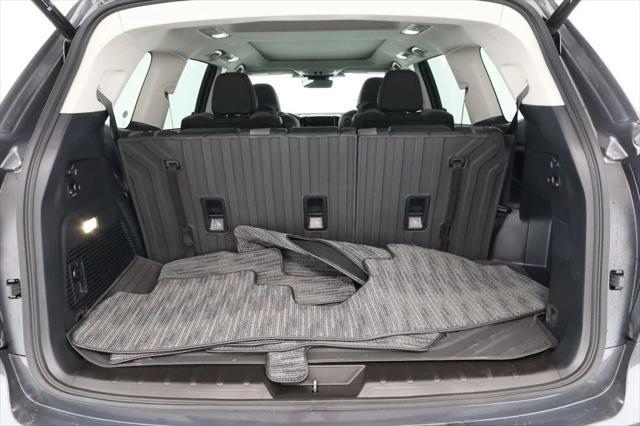Photo of 2025 Magnetite Gray Metallic Subaru Ascent