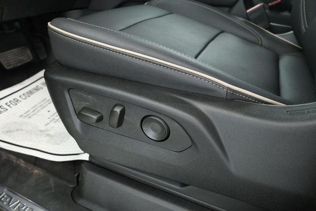 Photo of 2025 Lakeshore Blue Metallic Chevrolet Tahoe
