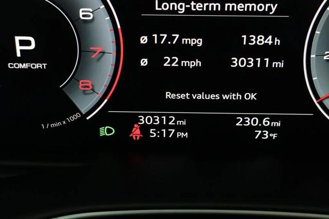 Photo of 2022 Carrara White Audi Q7