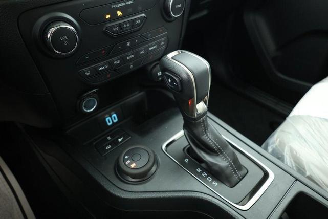 Photo of 2023 OXFORD WHITE Ford Ranger