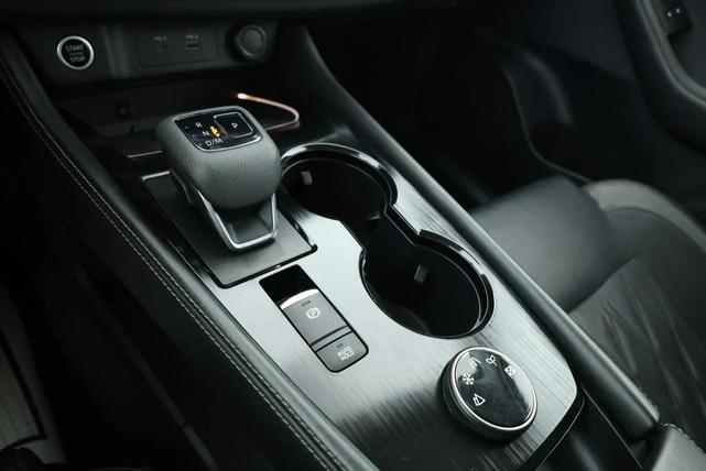 Photo of 2022 Scarlet Ember Tintcoat Nissan Rogue