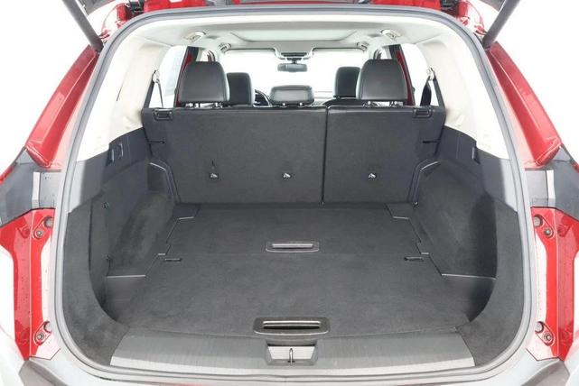 Photo of 2022 Scarlet Ember Tintcoat Nissan Rogue