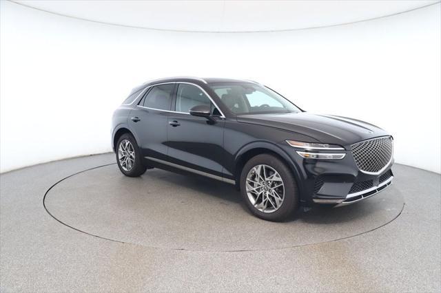 Photo of 2024 Vik Black Genesis GV70