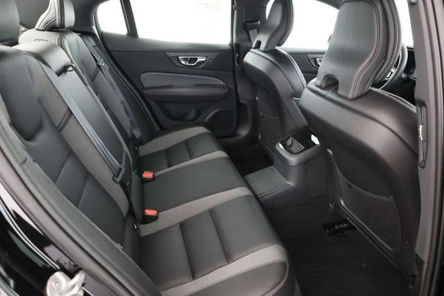 Photo of 2024 Onyx Black Metallic Volvo S60 Recharge Plug-In Hybrid