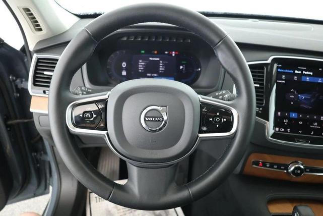 Photo of 2023 Thunder Grey Metallic Volvo XC90 Recharge Plug-In Hybrid