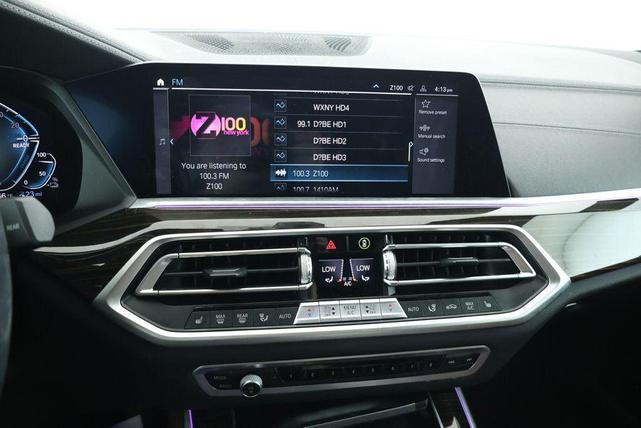 Photo of 2021 Alpine White BMW X5 PHEV