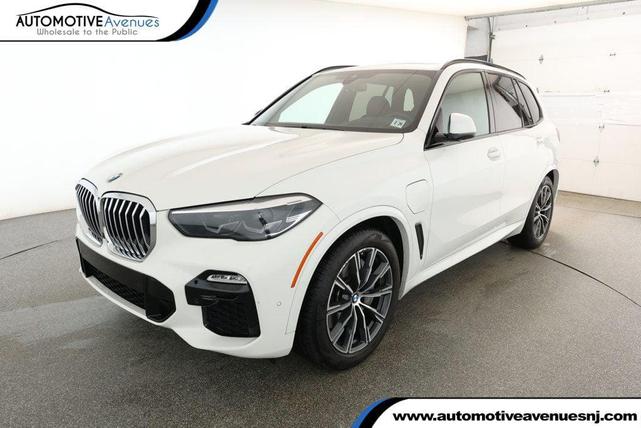 Photo of 2021 Alpine White BMW X5 PHEV