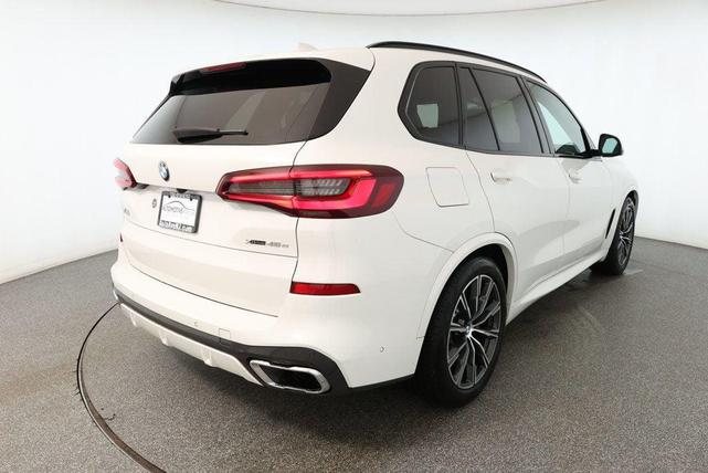 Photo of 2021 Alpine White BMW X5 PHEV