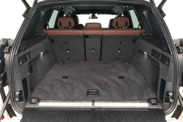 Photo of 2021 Alpine White BMW X5 PHEV