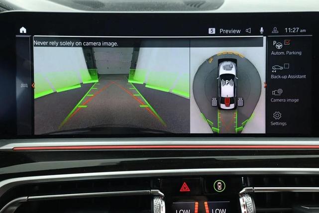 Photo of 2021 Carbon Black Metallic BMW X7