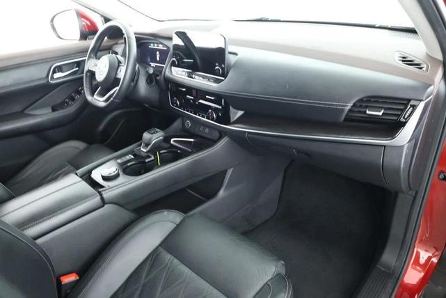 Photo of 2022 Scarlet Ember Tintcoat Nissan Rogue