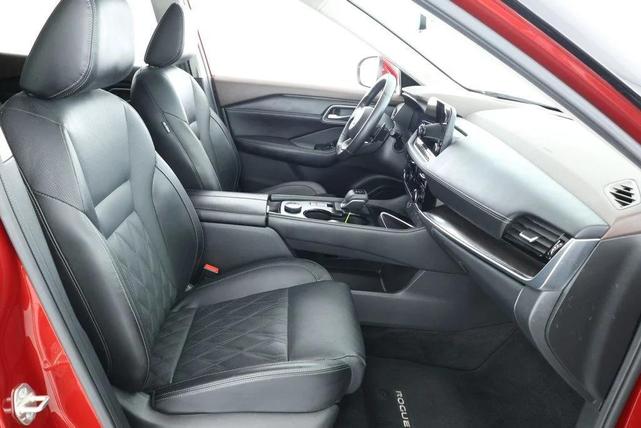 Photo of 2022 Scarlet Ember Tintcoat Nissan Rogue