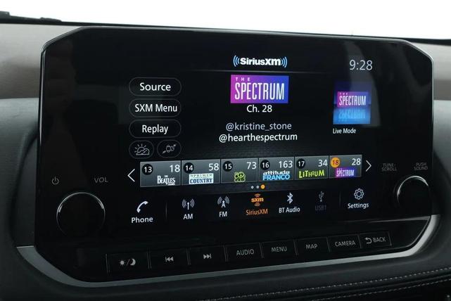 Photo of 2022 Scarlet Ember Tintcoat Nissan Rogue