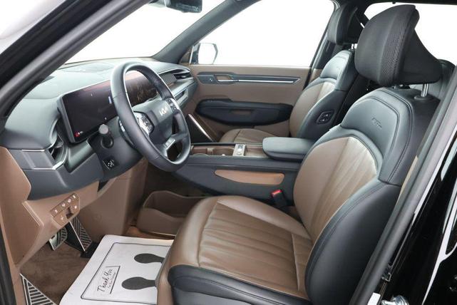 Photo of 2024 Aurora Black Pearl Kia EV9