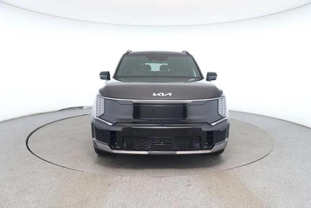 Photo of 2024 Aurora Black Pearl Kia EV9