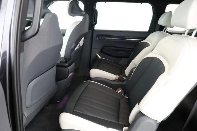 Photo of 2025 Panthera Metal Kia EV9
