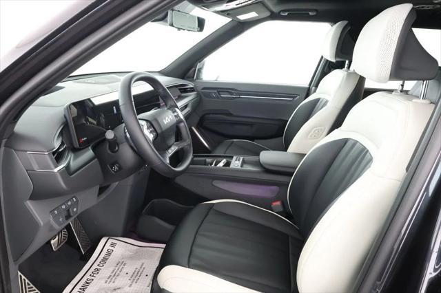 Photo of 2025 Panthera Metal Kia EV9