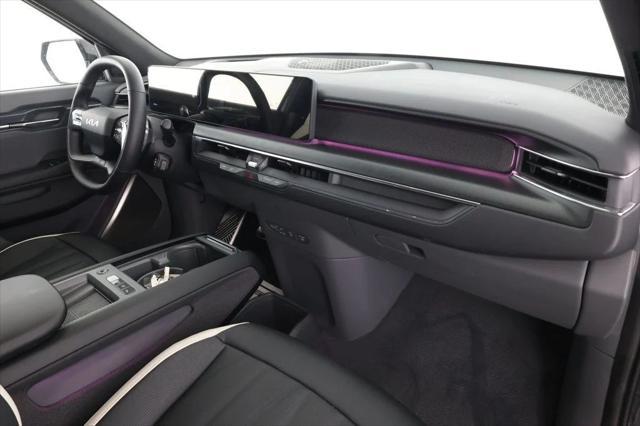 Photo of 2025 Panthera Metal Kia EV9