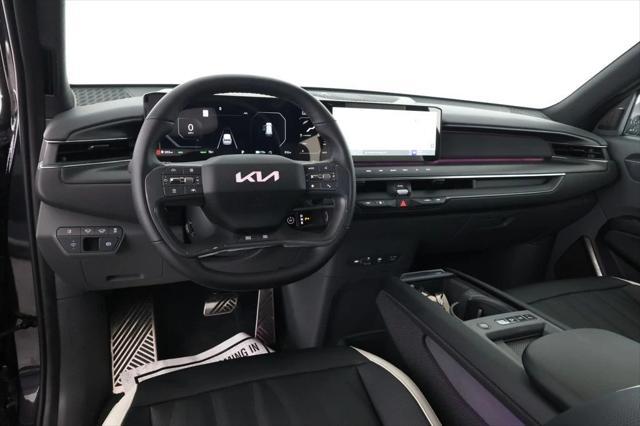 Photo of 2025 Panthera Metal Kia EV9