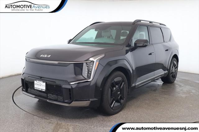 Photo of 2025 Panthera Metal Kia EV9