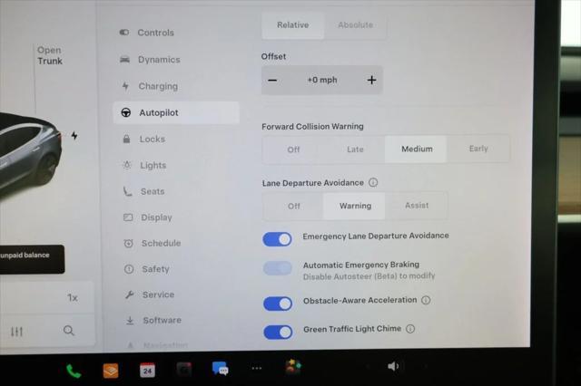 Photo of 2019 Midnight Silver Metallic Tesla Model 3