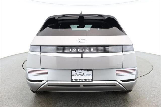 Photo of 2023 Cyber Gray Hyundai IONIQ 5