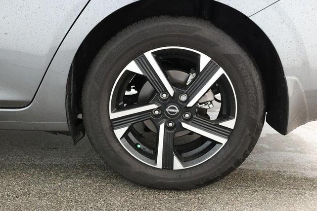 Photo of 2025 Gun Metallic Nissan Sentra