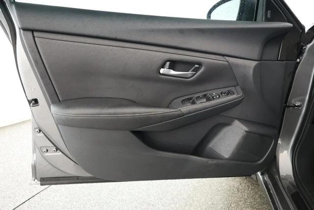 Photo of 2025 Gun Metallic Nissan Sentra