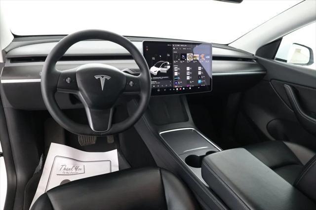 Photo of 2021 Pearl White Multi-Coat Tesla Model Y