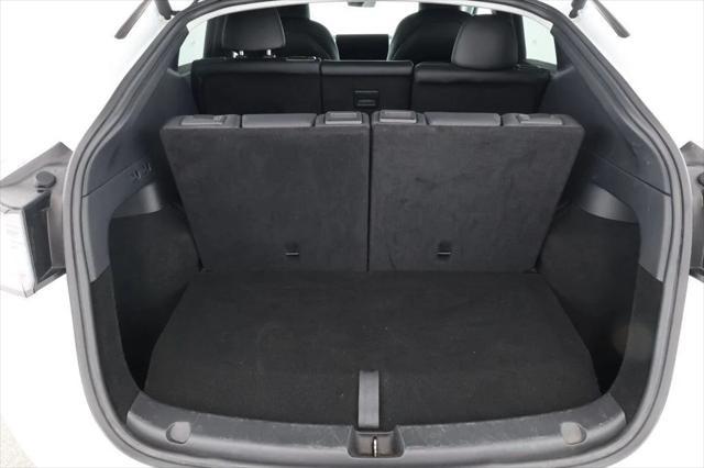 Photo of 2021 Pearl White Multi-Coat Tesla Model Y