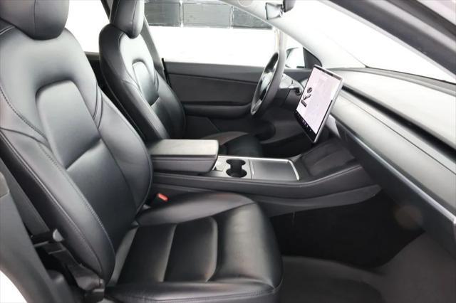 Photo of 2021 Pearl White Multi-Coat Tesla Model Y