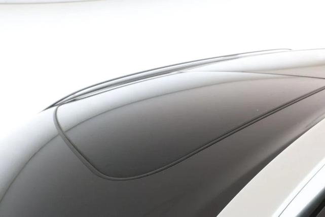 Photo of 2023 Platinum Grey Metallic Volvo XC90 Recharge Plug-In Hybrid