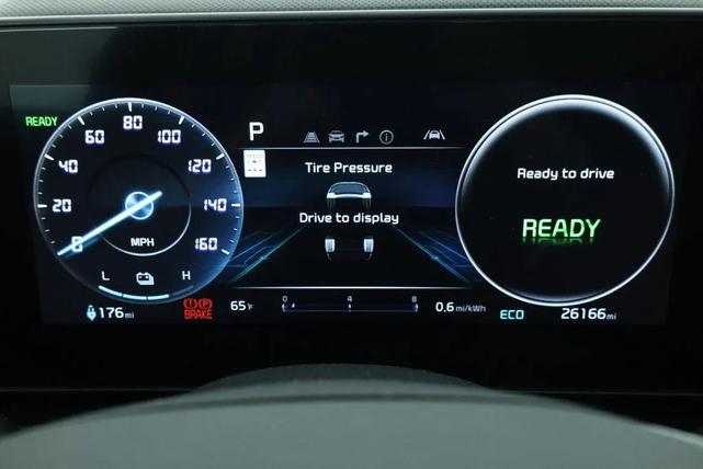 Photo of 2024 Mineral Blue Kia Niro EV