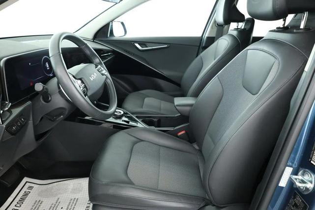 Photo of 2024 Mineral Blue Kia Niro EV