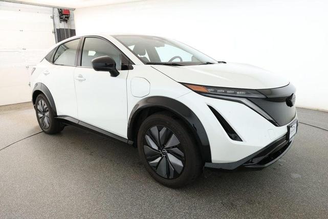 Photo of 2024 Everest White Pearl Tricoat Nissan ARIYA