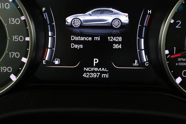 Photo of 2022 Nero Ribelle Metallic Maserati Ghibli