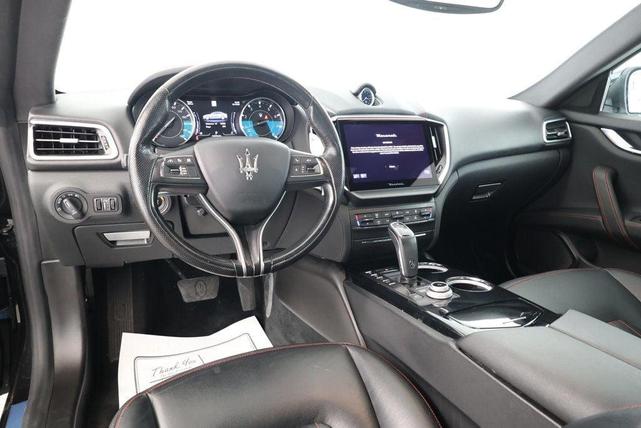 Photo of 2022 Nero Ribelle Metallic Maserati Ghibli