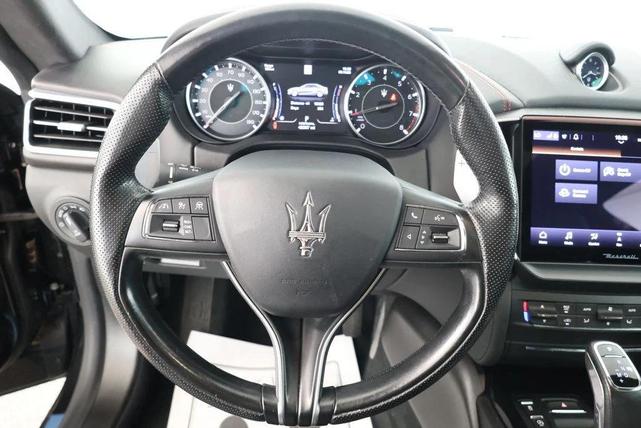 Photo of 2022 Nero Ribelle Metallic Maserati Ghibli