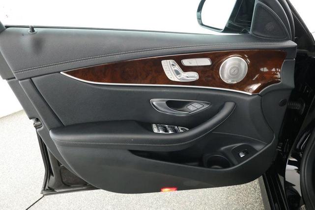 Photo of 2022 Black Mercedes-Benz E-Class