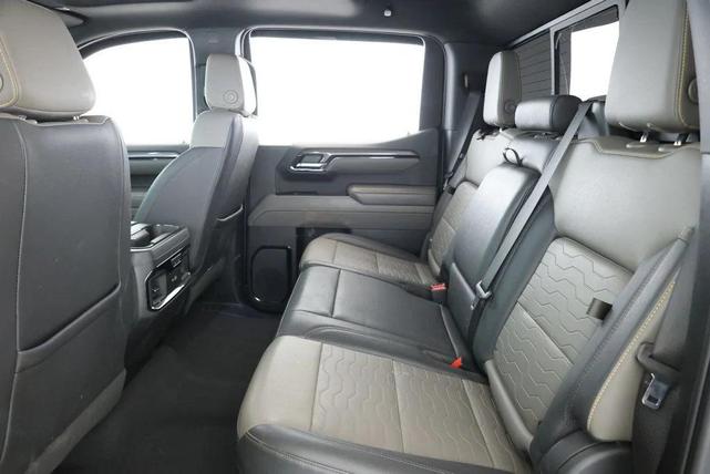 Photo of 2023 Black Chevrolet Silverado 1500