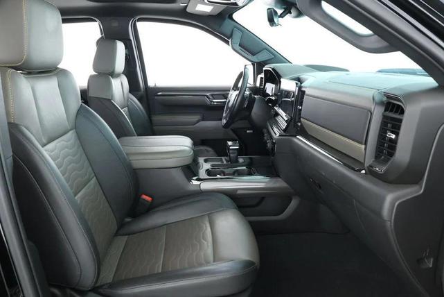 Photo of 2023 Black Chevrolet Silverado 1500