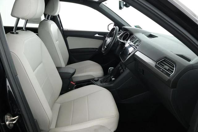 Photo of 2020 Deep Black Pearl Volkswagen Tiguan