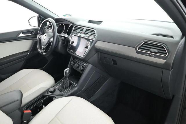 Photo of 2020 Deep Black Pearl Volkswagen Tiguan