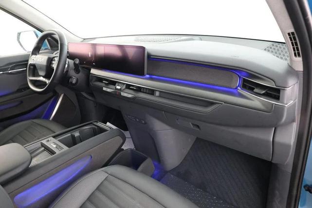 Photo of 2024 Ocean Blue Kia EV9