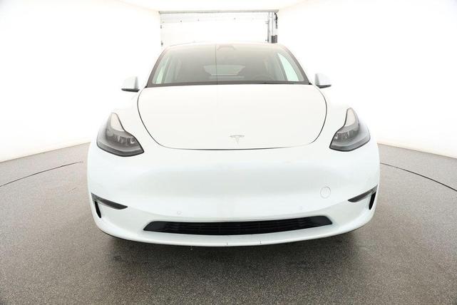 Photo of 2022 Pearl White Multi-Coat Tesla Model Y