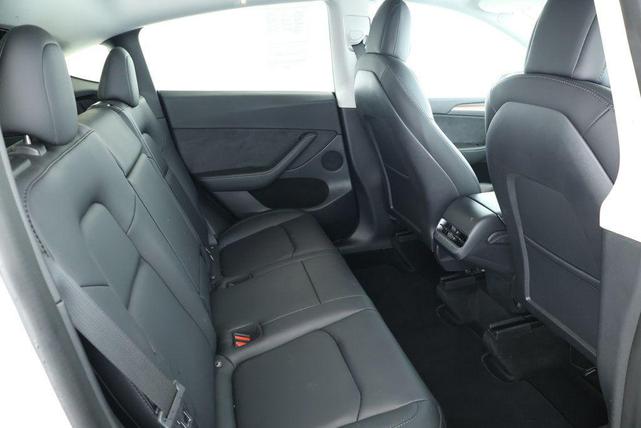 Photo of 2022 Pearl White Multi-Coat Tesla Model Y