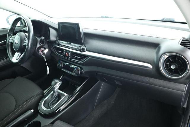 Photo of 2019 Deep Sea Blue Kia Forte