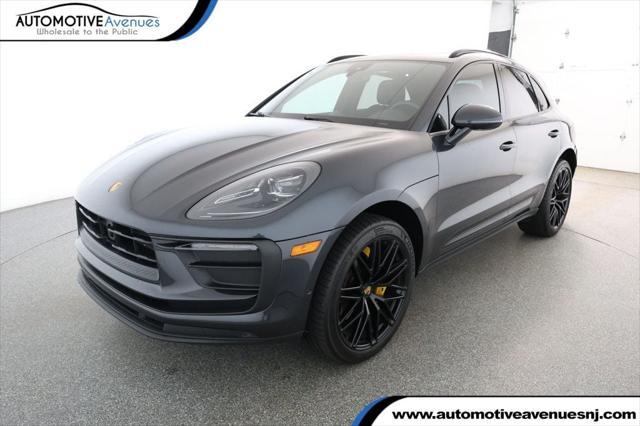 Photo of 2022 Volcano Grey Metallic Porsche Macan