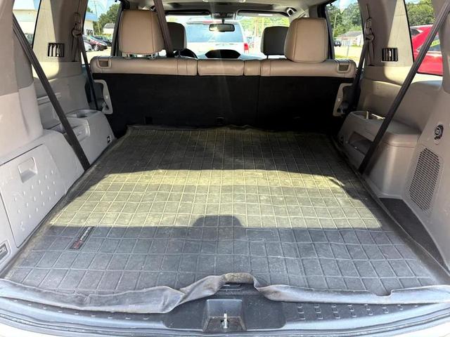 Photo of 2014 Alabaster Silver Metallic Honda Pilot