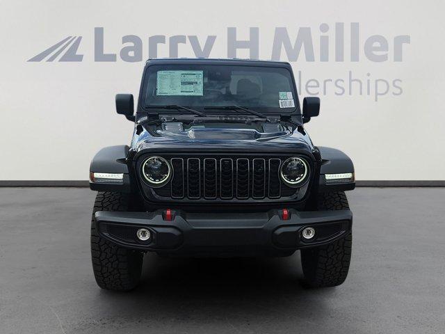 Photo of 2025 Black Clearcoat Jeep Gladiator